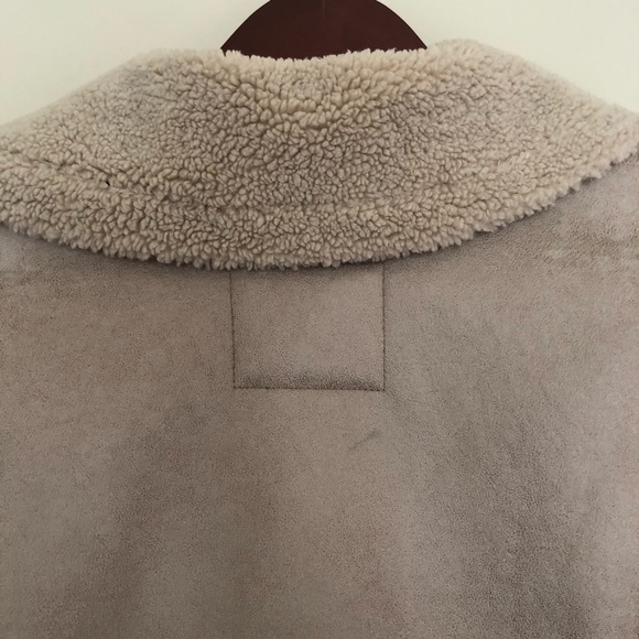 American Eagle Faux Suede Sherpa Moto Jacket - Picture 10 of 10